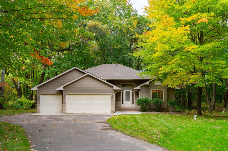 40818 Finley Rd, North Branch, MN 55056