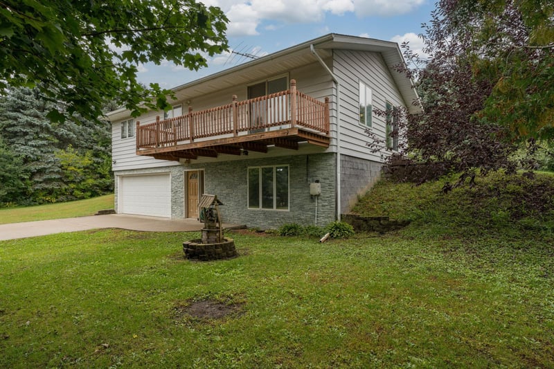 1207 William St, Kasota, MN 56050