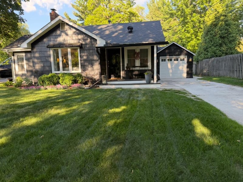 217 E Owasso Ln, Shoreview, MN 55126