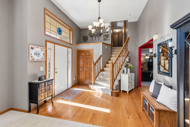 4161 Kingston Ct, Eagan, MN 55123