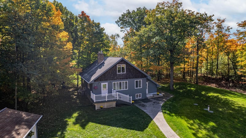 2010 Norton Rd, Duluth, MN 55803