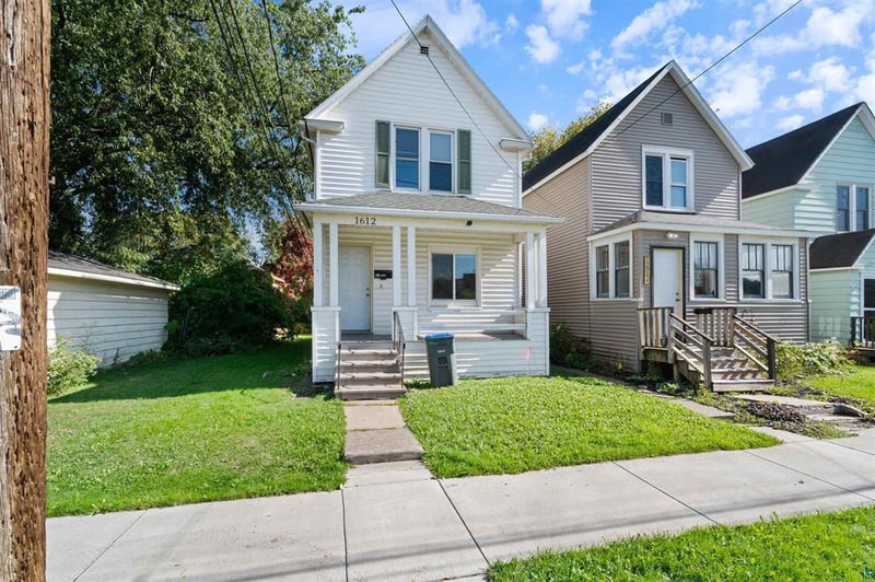 1612 Baxter Ave, Superior, WI 54880
