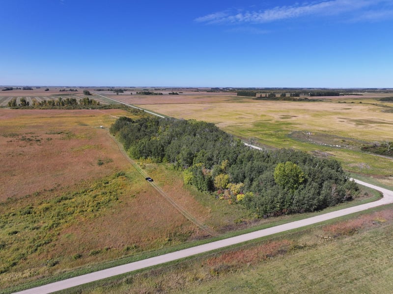 44255 270th Ave NW, Karlstad, MN 56732