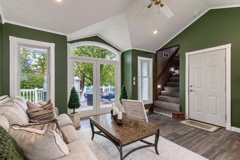 200 N Lexington Ave, Le Center, MN 56057