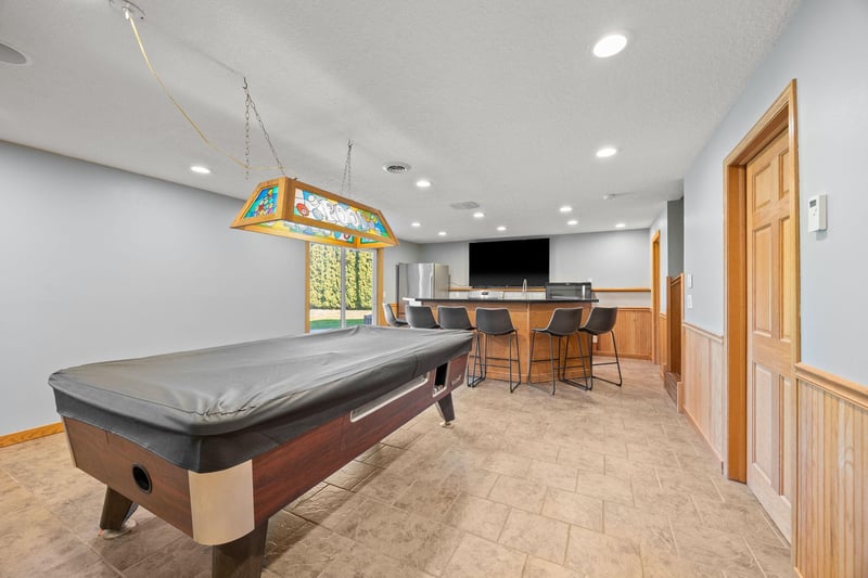 145 Airport Rd, Hutchinson, MN 55350