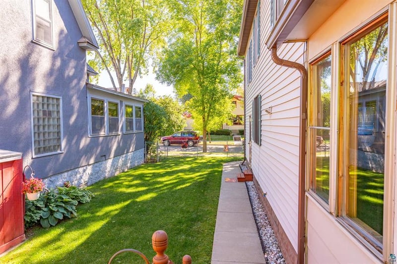 505 6th St S, Virginia, MN 55792