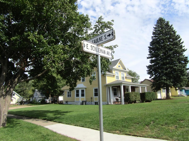 223 E Schlieman Ave, Appleton, MN 56208
