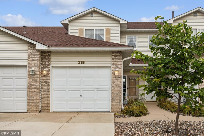 318 Archibald Ln, Dundas, MN 55019
