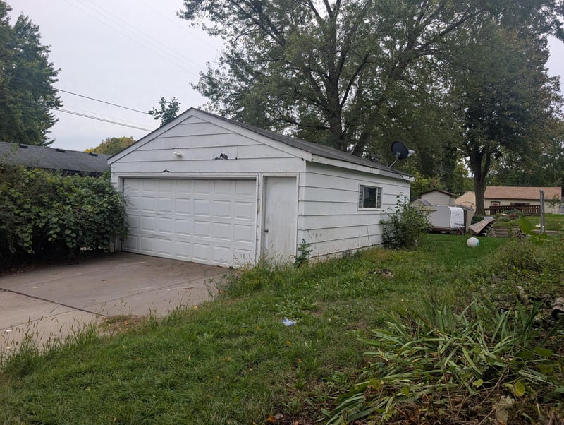 556 11th Ave N, South Saint Paul, MN 55075