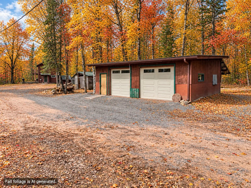 5190 E Koenen Rd, South Range, WI 54874
