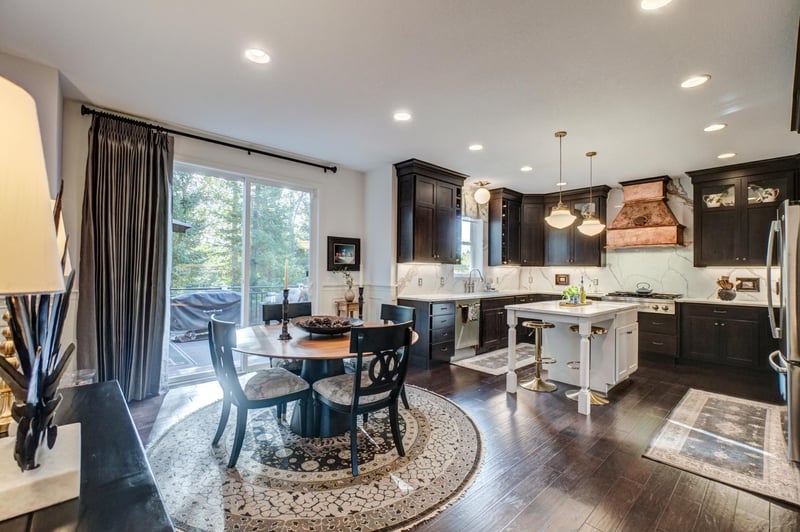 1425 Monterey Ct, Stillwater, MN 55082