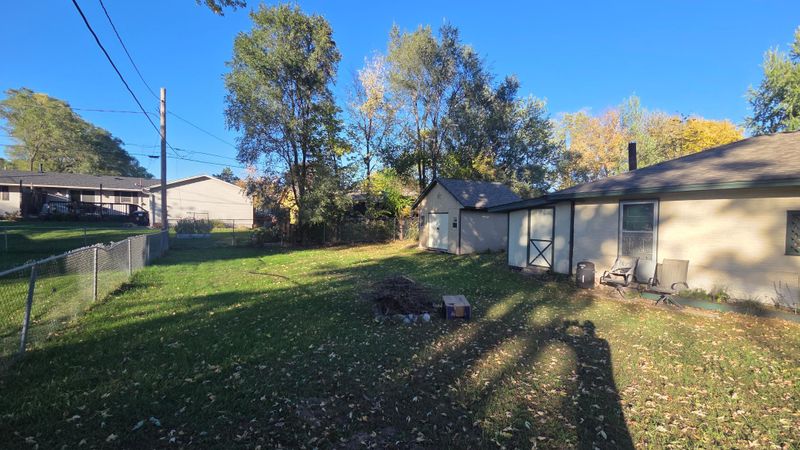 627 Grant St, Anoka, MN 55303