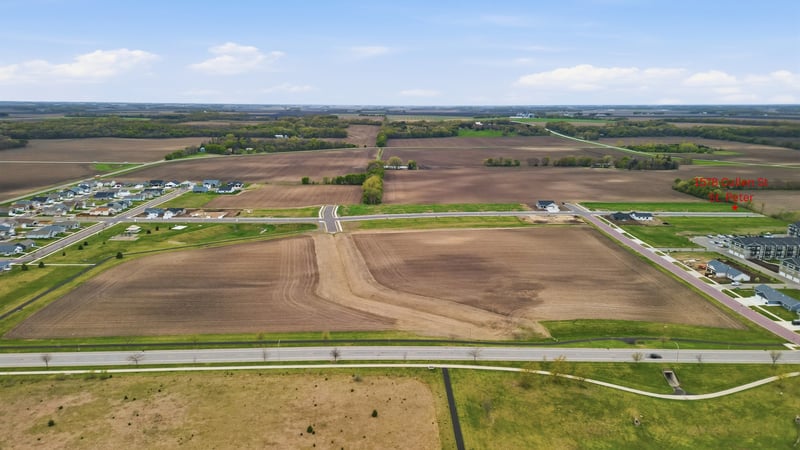 1578 Cullen St, Saint Peter, MN 56082