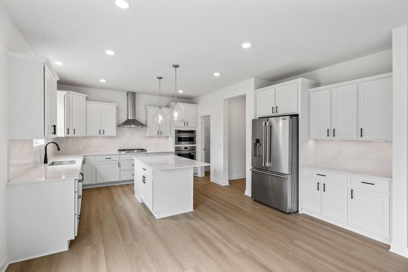 1082 Achilles Dr, Rosemount, MN 55068