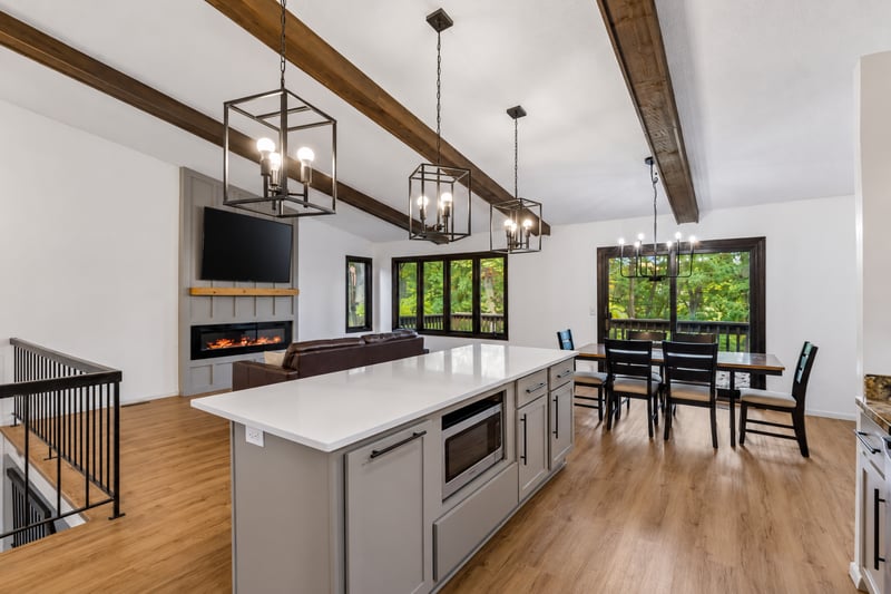 2677 Sumac Rg, White Bear Lake, MN 55110