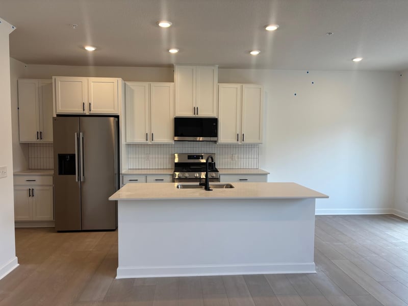 3487 Trails End Cir, Eagan, MN 55123
