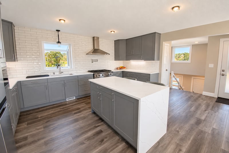 5006 W River Rd NW, Rochester, MN 55901