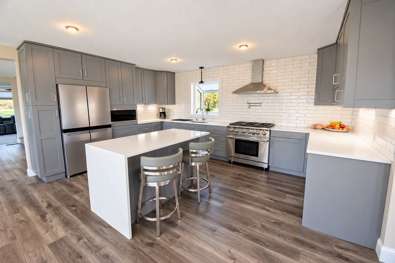 5006 W River Rd NW, Rochester, MN 55901