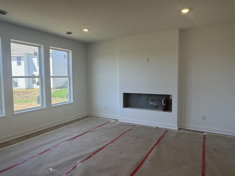 18363 Gladhurst Ln, Lakeville, MN 55044