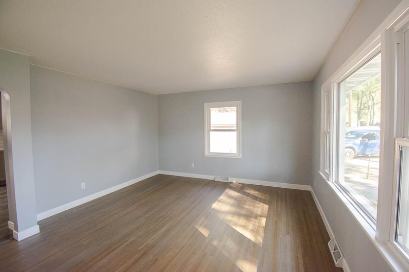 2115 E River Rd NE, Rochester, MN 55906