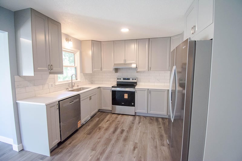 2115 E River Rd NE, Rochester, MN 55906