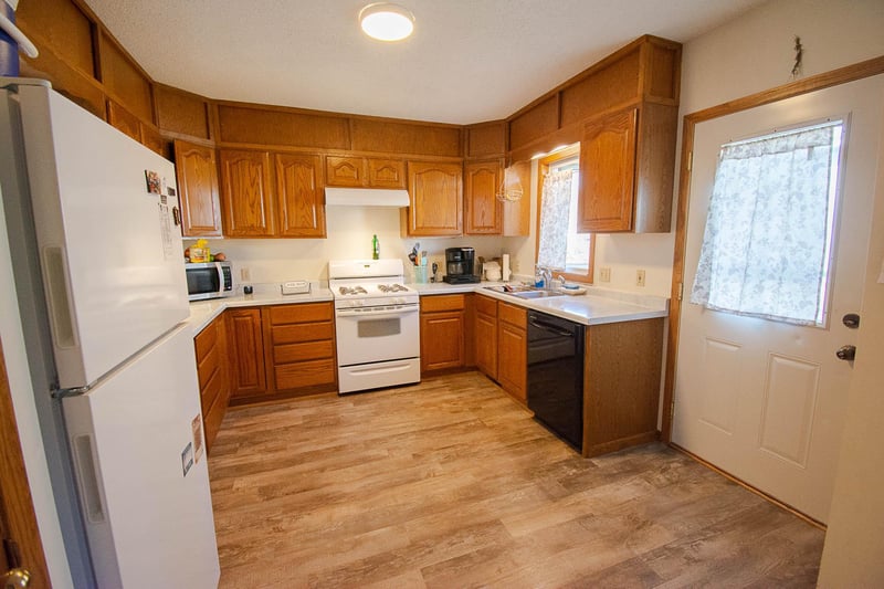 307 6th St NW, Rochester, MN 55901