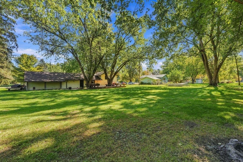132 Quality Ave S, Lakeland, MN 55043
