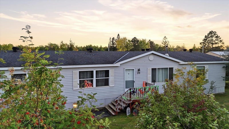 312 Lawson Ave, Bovey, MN 55709