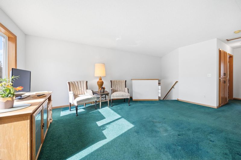 524 Weaver Blvd, Anoka, MN 55303