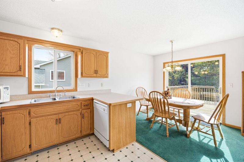 524 Weaver Blvd, Anoka, MN 55303