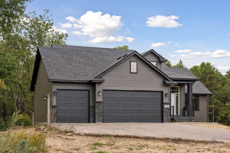 27532 Dahlia Ct NW, Isanti, MN 55040