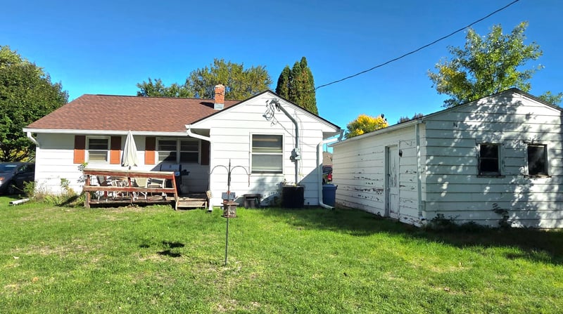 1323 12th Ave N, Moorhead, MN 56560