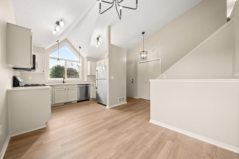 820 S Maple St, Belle Plaine, MN 56011
