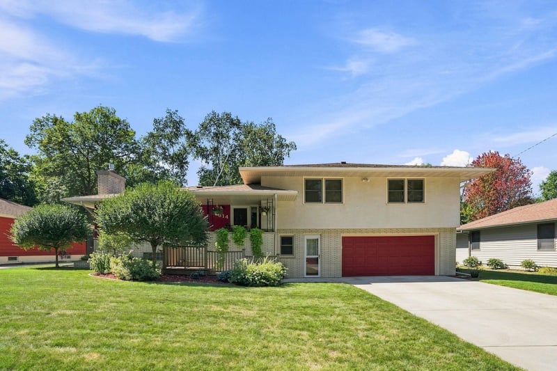 314 Maple Ave S, Maple Lake, MN 55358