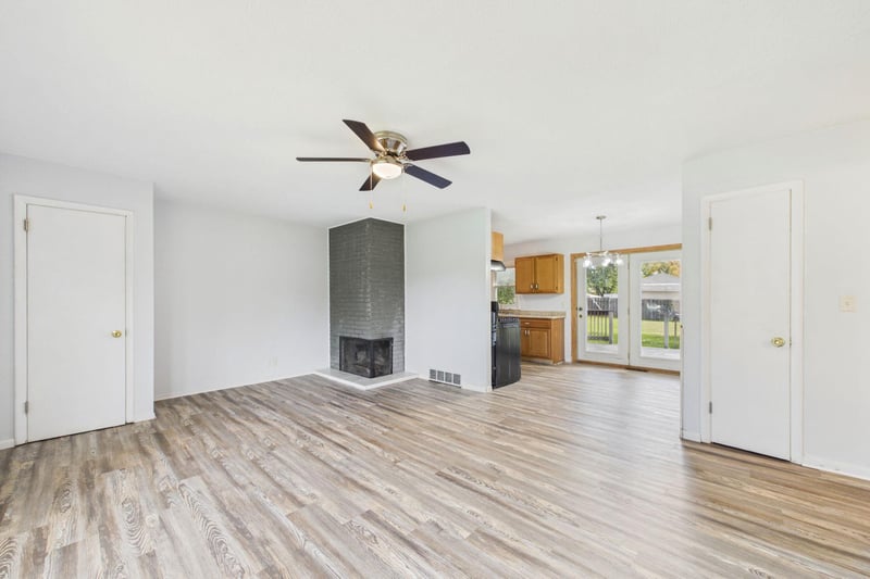 10101 Palm St NW, Coon Rapids, MN 55433