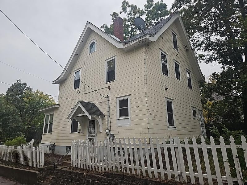 1014 25th Ave N, Minneapolis, MN 55411