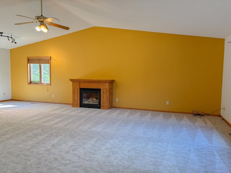 1727 S Court St, Fergus Falls, MN 56537