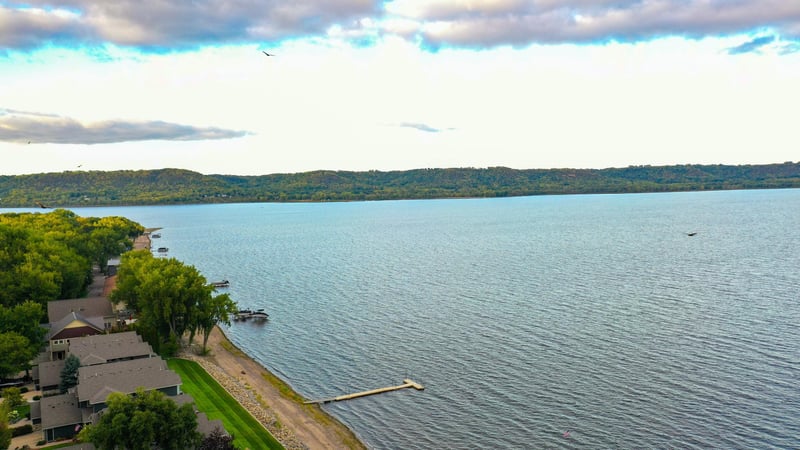 2800 Central Point Rd, Lake City, MN 55041