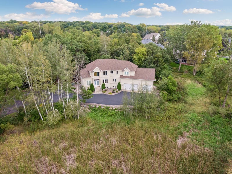 14831 Lac Lavon Dr, Burnsville, MN 55306