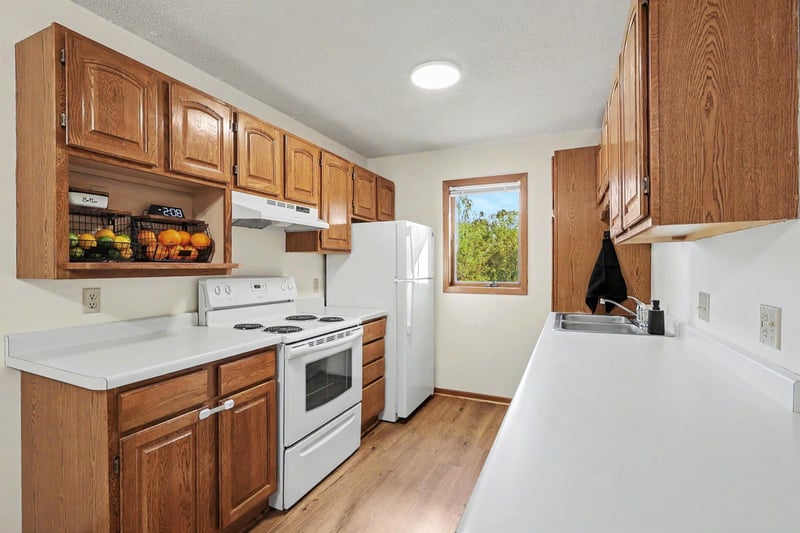 3265 80th St E #207, Inver Grove Heights, MN 55076