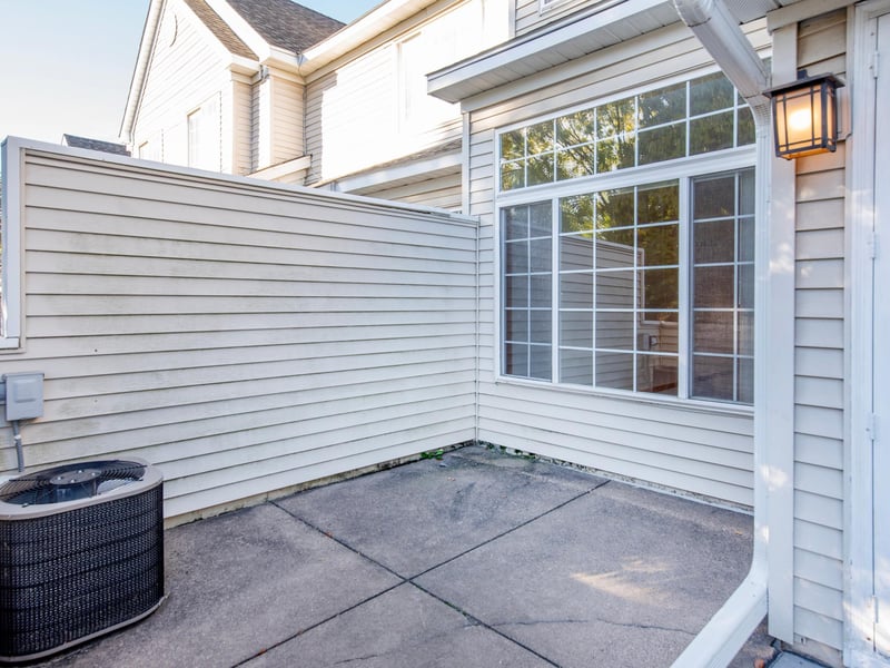 9175 Troon Ct, Woodbury, MN 55125