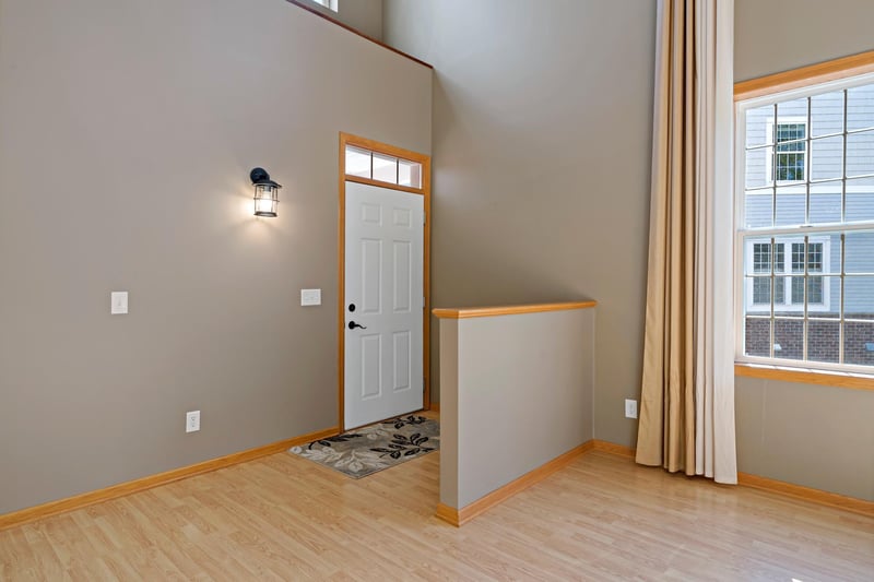 18043 Kindred Ct, Lakeville, MN 55044