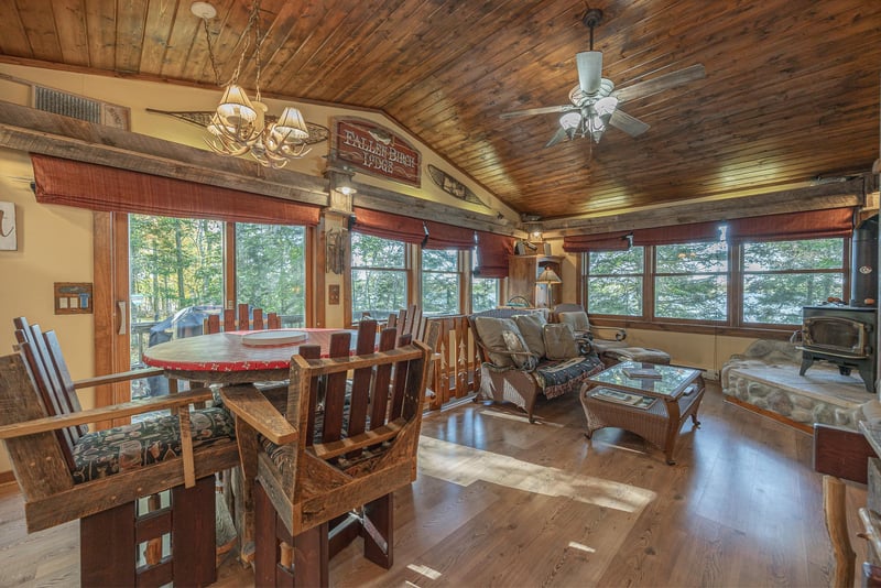 3678 4th St NW, Backus, MN 56435