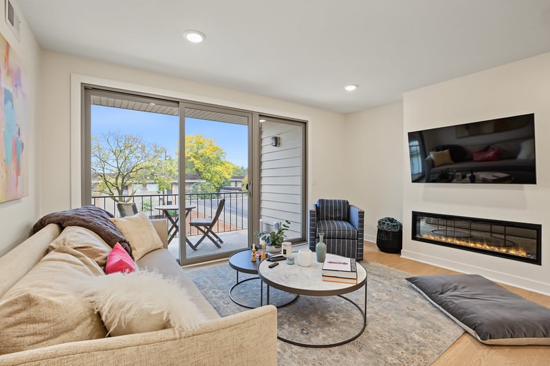 6328 Barrie Rd #3M, Edina, MN 55435