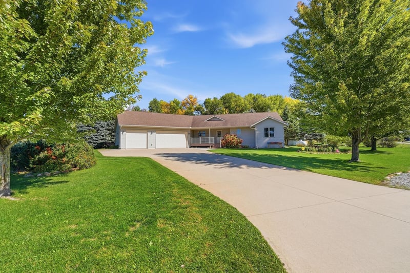 158 Greenview Ln, Miltona, MN 56354