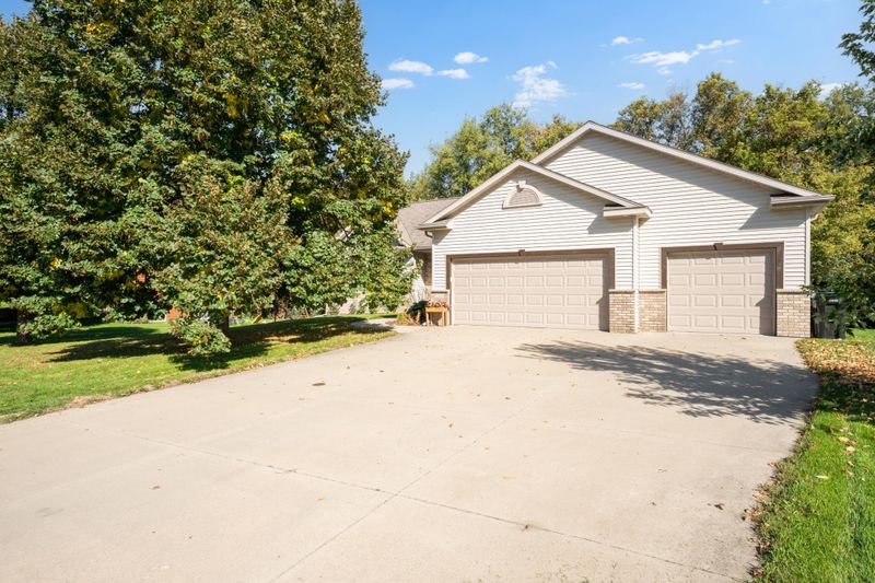 1008 4th Ave NE, Byron, MN 55920