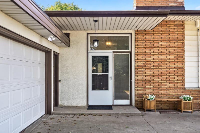 148 E Warburton St, South Saint Paul, MN 55075
