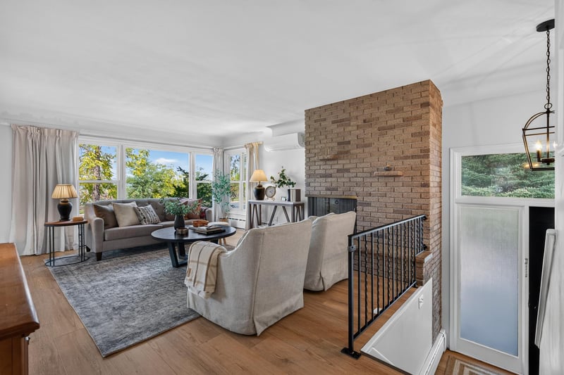148 E Warburton St, South Saint Paul, MN 55075