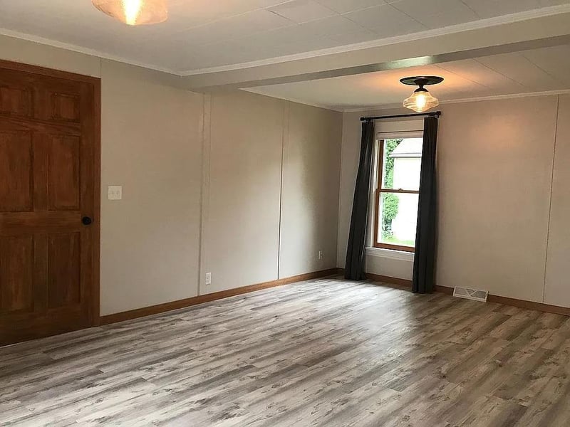 1027 Becker Ave SE, Willmar, MN 56201