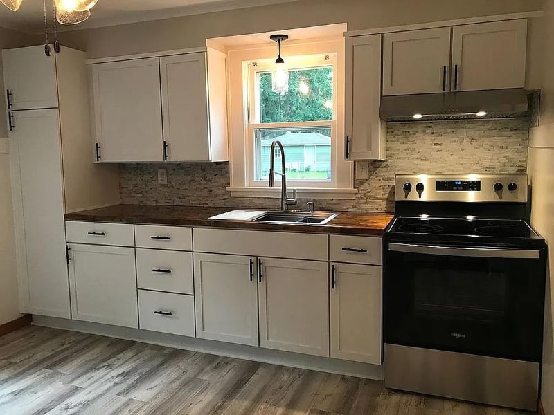 1027 Becker Ave SE, Willmar, MN 56201